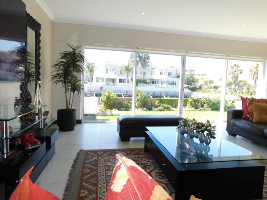 4 Bedroom Property for Sale in Harbour Island Western Cape